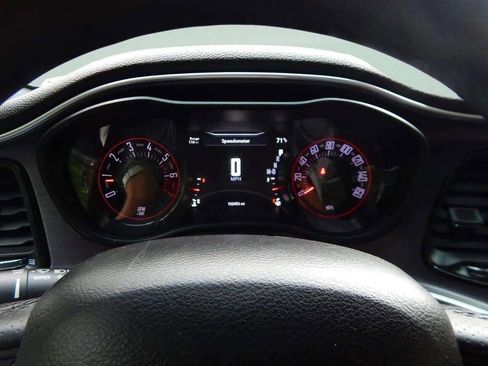 Used 2018 Dodge Challenger SXT Plus image 17