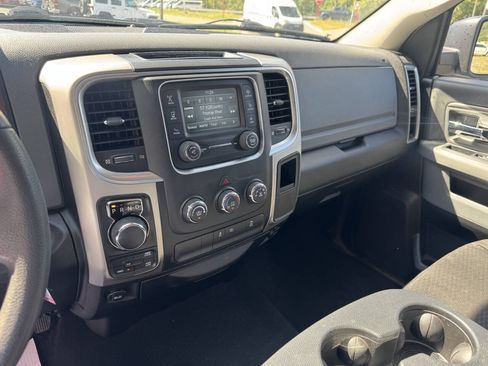 Used 2019 RAM 1500 Warlock AWD/4WD image 13