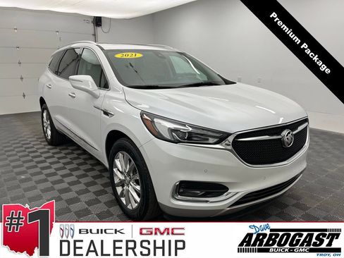 Used 2021 Buick Enclave Premium w/ Sun and Sites Package image 1