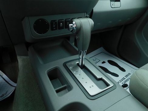 Used 2015 Nissan Frontier SV w/ SV Value Truck Package image 27