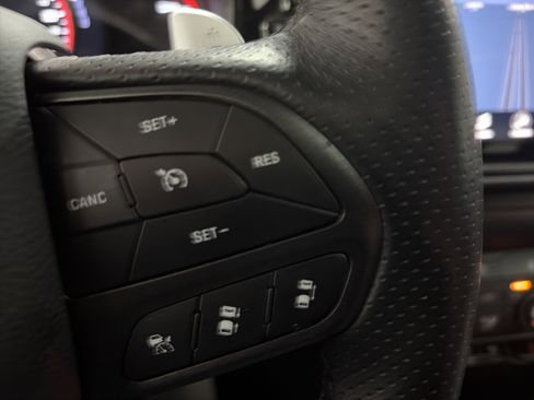 Used 2024 Dodge Durango GT AWD/4WD image 17