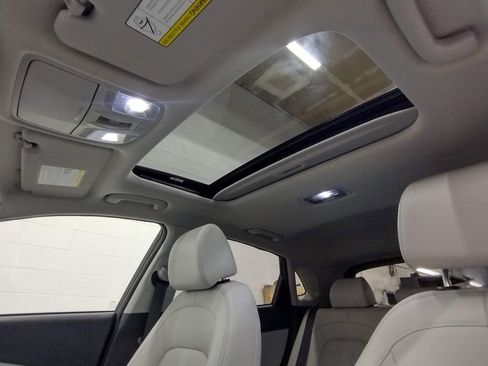 Certified 2023 Hyundai Kona Limited image 23