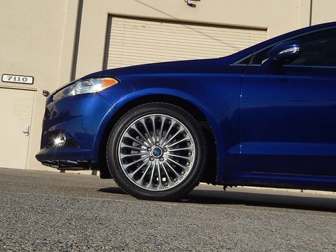 Used 2013 Ford Fusion Titanium FWD image 8