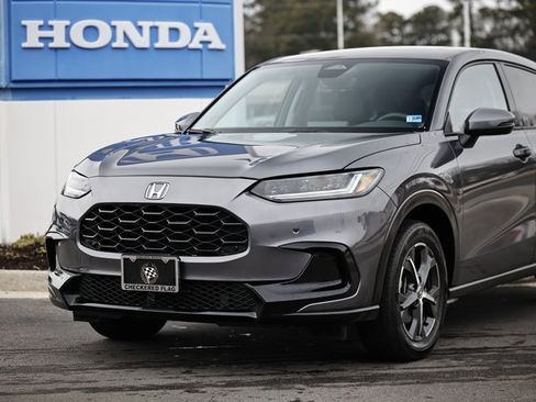 Certified 2024 Honda HR-V EX-L image 2