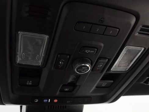Used 2023 Chevrolet Tahoe High Country w/ LPO, Illumination Package AWD/4WD image 16
