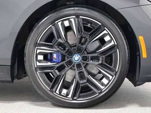 Used 2025 BMW i5 M60 w/ Premium Package AWD/4WD image 12