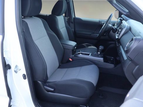 Certified 2023 Toyota Tacoma TRD Sport w/ Advanced Technology Package AWD/4WD image 18