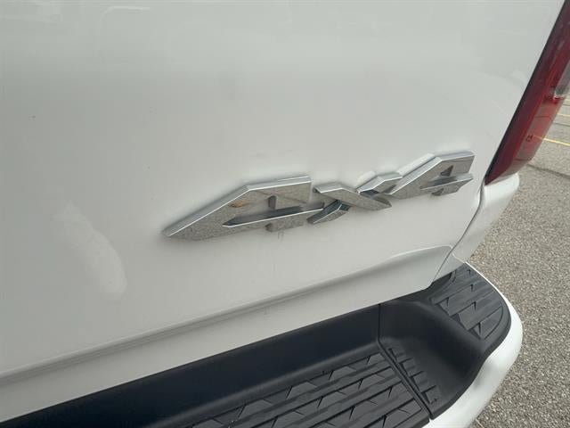 Used 2023 RAM 1500 Limited w/ Body Color Bumper Group AWD/4WD image 12