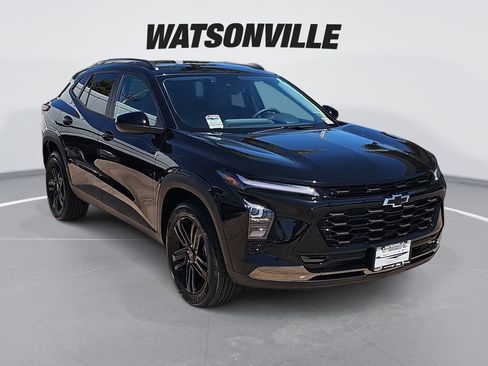 New 2026 Chevrolet Trax ACTIV w/ Driver Confidence Package FWD image 1