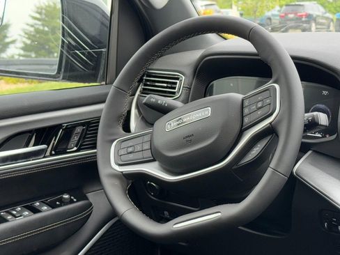 New 2026 Jeep Grand Wagoneer 4WD image 11