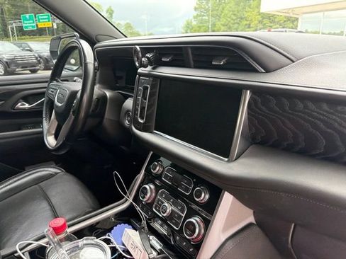 Used 2023 GMC Yukon Denali AWD/4WD image 20