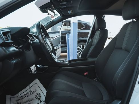 Used 2020 Honda Civic EX image 12