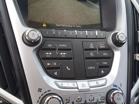 Used 2014 GMC Terrain SLE image 18