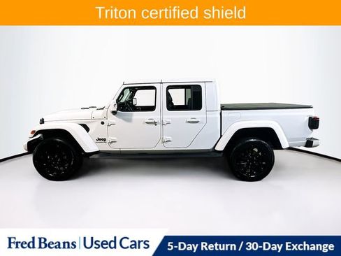 Used 2022 Jeep Gladiator Overland image 4