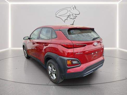 Used 2021 Hyundai Kona SE image 2