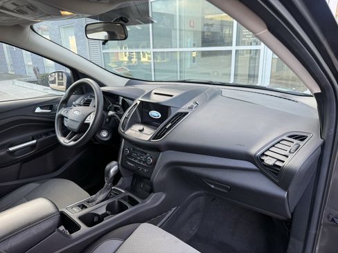 Used 2018 Ford Escape SE w/ SE Sync 3 Package image 20