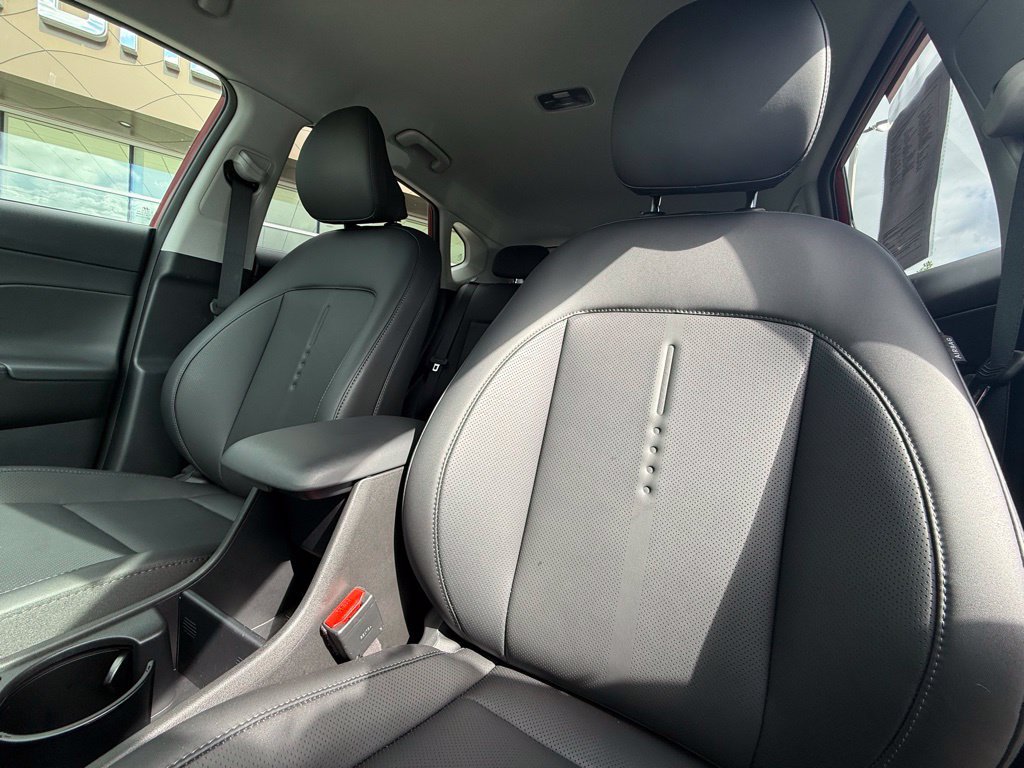 Used 2026 Hyundai Kona SEL Premium AWD/4WD image 13