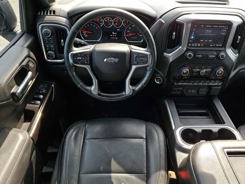 Used 2019 Chevrolet Silverado 1500 LT Trail Boss AWD/4WD image 12