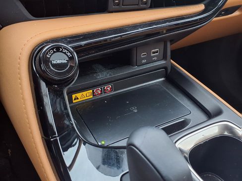 Used 2025 Lexus NX 350 AWD w/ Cold Area Package image 11