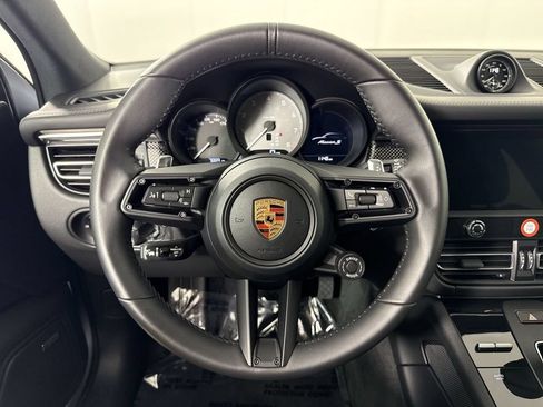 Certified 2026 Porsche Macan S AWD/4WD image 36