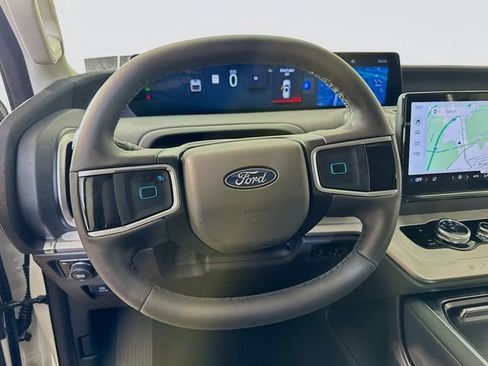 New 2026 Ford Expedition Max Active AWD/4WD image 6