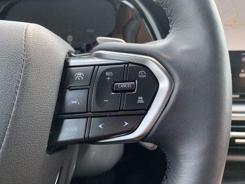 Used 2025 Lexus RX 350 Premium w/ Accessory Package (Z1) FWD image 20