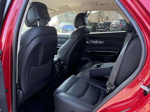 Used 2025 Genesis GV70 2.5T image 15