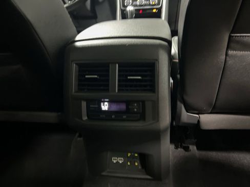 Used 2020 Volkswagen Atlas SEL FWD image 15