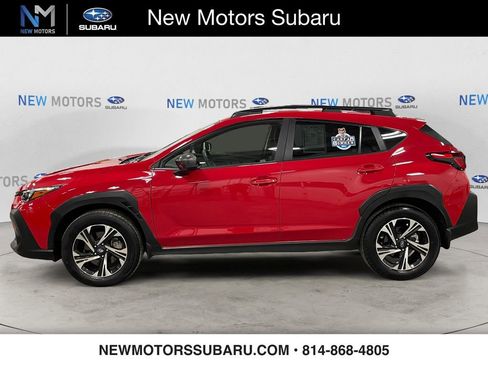 Used 2025 Subaru Crosstrek 2.0i Premium AWD/4WD image 2