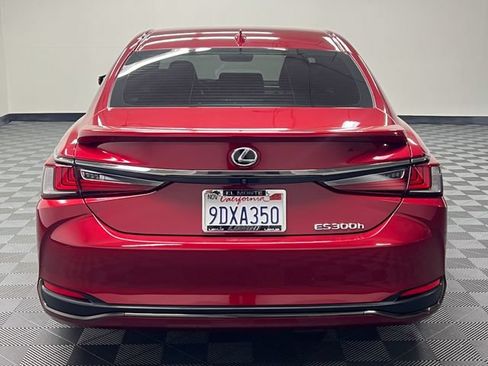 Certified 2023 Lexus ES 300h F Sport w/ Accessory Package (Z2) FWD image 6