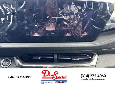 New 2026 Buick Envista Preferred FWD image 18
