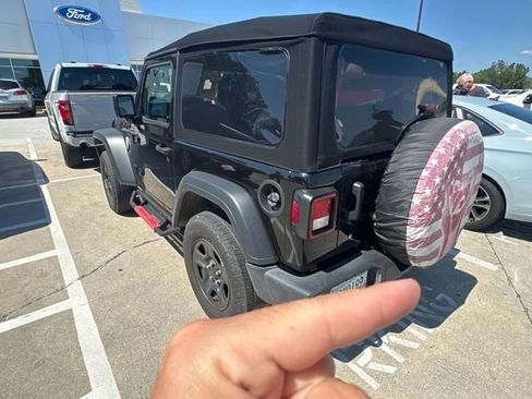 Used 2024 Jeep Wrangler Sport AWD/4WD image 12
