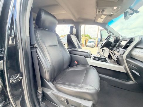 Used 2019 Ford F250 Lariat w/ Camper Package AWD/4WD image 21