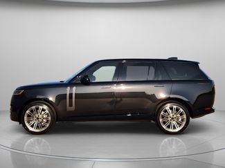 New 2026 Land Rover Range Rover Long Wheelbase SE video 2