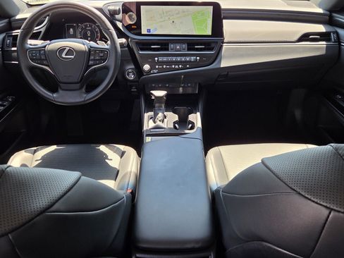 Used 2025 Lexus ES 350 w/ Accessory Package (Z2) FWD image 16