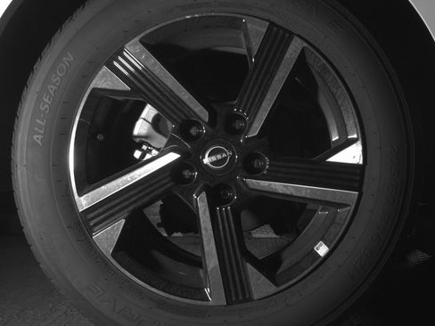 Used 2025 Nissan Sentra SV image 15