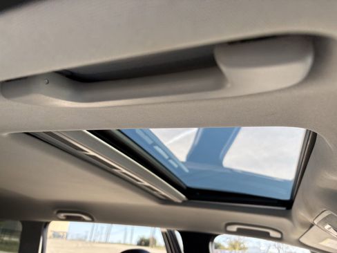 Used 2015 Mercedes-Benz GL 450 4MATIC image 17