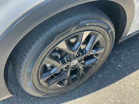 Used 2024 Honda HR-V Sport image 2