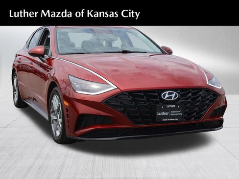 Used 2023 Hyundai Sonata SEL FWD image 1