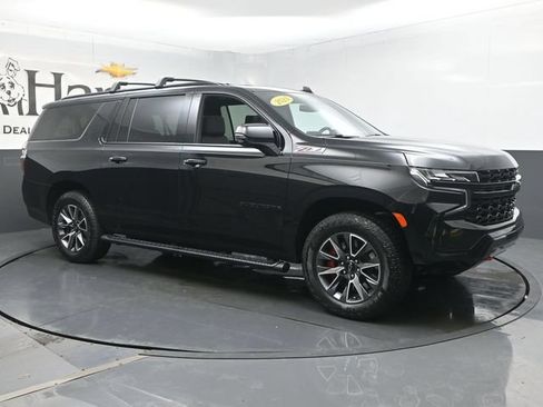Used 2024 Chevrolet Suburban Z71 w/ Off-Road Capability Package AWD/4WD image 6