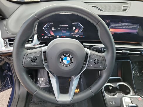 Used 2025 BMW X1 xDrive28i w/ Convenience Package AWD/4WD image 19