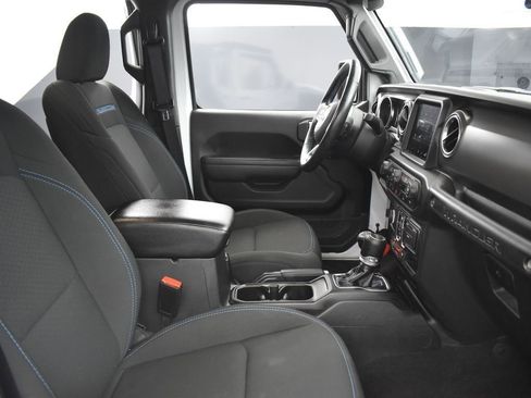 Used 2022 Jeep Wrangler Unlimited Rubicon 4xe image 22