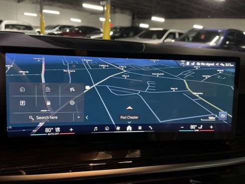 New 2026 BMW X5 xDrive40i w/ M Sport Package image 18