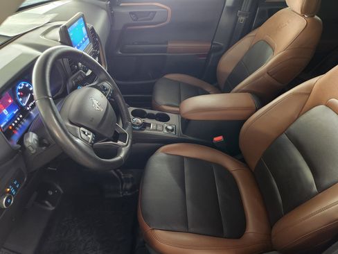 Certified 2023 Ford Bronco Sport Badlands w/ Premium Package AWD/4WD image 9