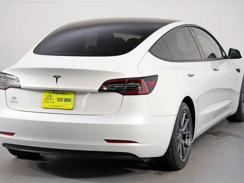 Used 2021 Tesla Model 3 Standard Range Plus image 52