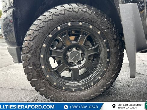 Used 2017 Chevrolet Silverado 1500 LTZ Z71 w/ LTZ Plus Package image 12