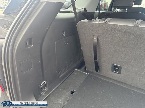 Used 2023 Ford Explorer XLT w/ Equipment Group 202A image 26