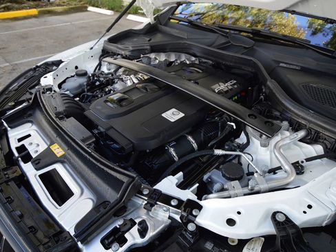 Used 2025 Mercedes-Benz GLC 43 AMG 4MATIC image 55