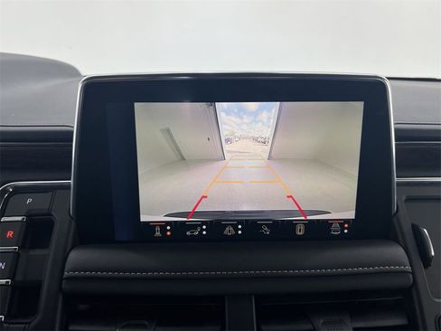 Used 2023 Chevrolet Tahoe Premier image 15