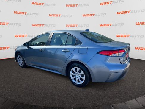 Used 2023 Toyota Corolla LE FWD image 3